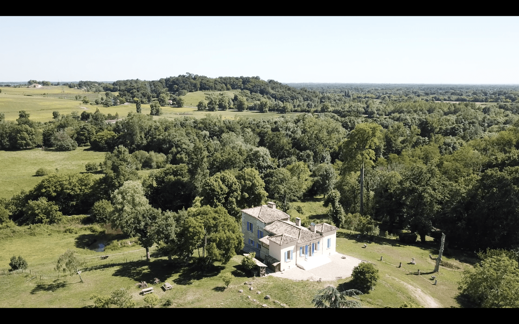 Le Cabinet de la Tendinite au Domaine de la Capsulite